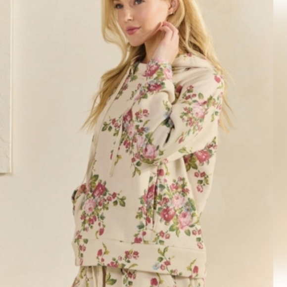 Veveret Terry Floral Hoodie Multi Color Womens Long Sleeve - Small NWT - Picture 2 of 4